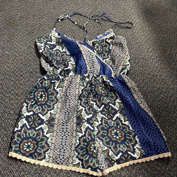 Lush romper S // 060133 - Picture 1 of 2